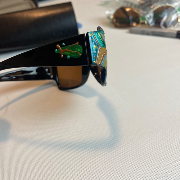 Art for  the Face Hand painted Sunglasses - Picture 6 of 8